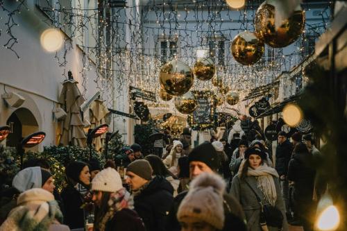 emmanuel-cassar-0tm5KxCnSt0-unsplash
