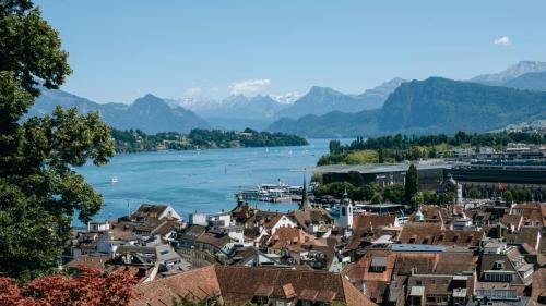 gabor-veres-SKHpzK0HjKQ-unsplash (1)