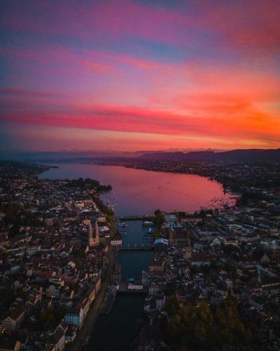 rico-reutimann-d58AtGgPm64-unsplash